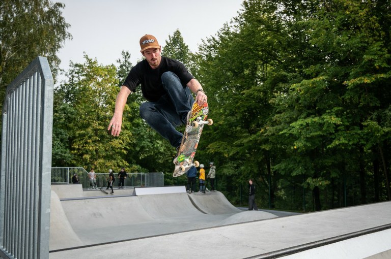 skate1 skate1