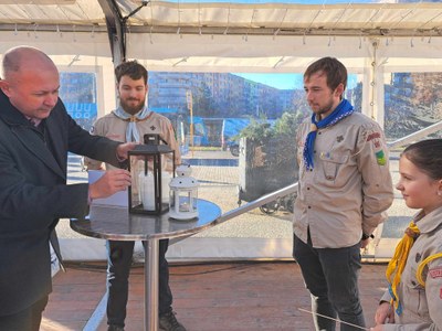 Betlémské světlo najdete i na náměstí Ostrava-Jih