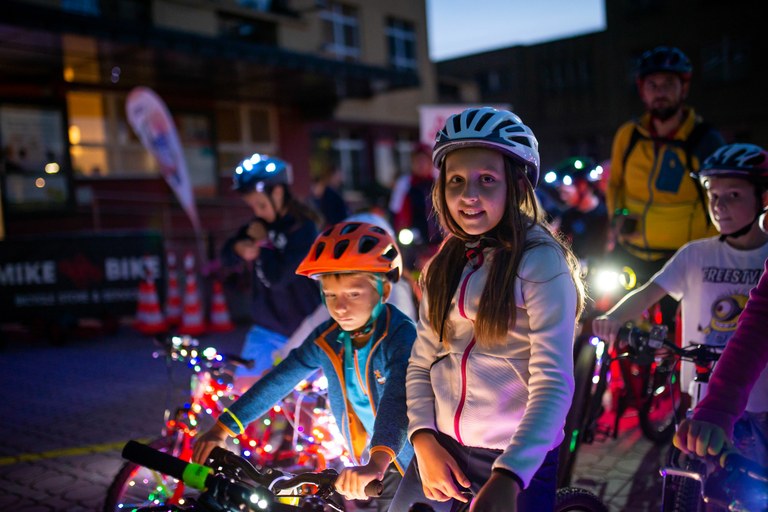 CYKLOSVĚTLUŠKA ANEB SVĚTÝLKA NADĚJE