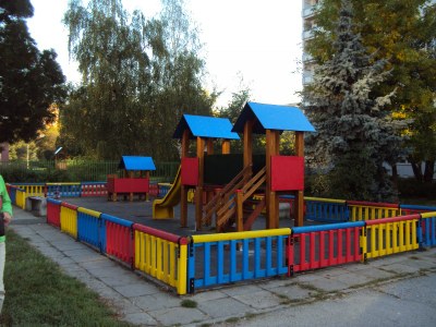 Další opravené dětské hřiště