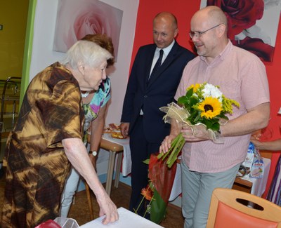 Další žena se na Jihu dožila 102 let, ráda si pochutná na párcích