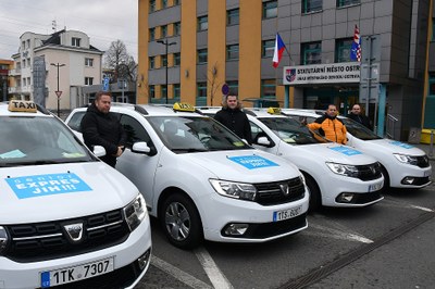 Denně jezdí již čtyři vozy  Senior expres Ostrava-Jih 