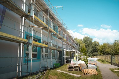 O letních prázdninách nastala ve školách stavební sezóna 