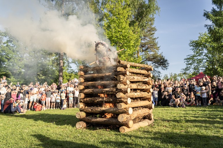 Pálení čarodějnic v Bělském lese 