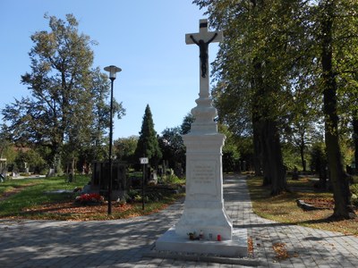 Posvěcení opravených křížů na zábřežském hřbitově