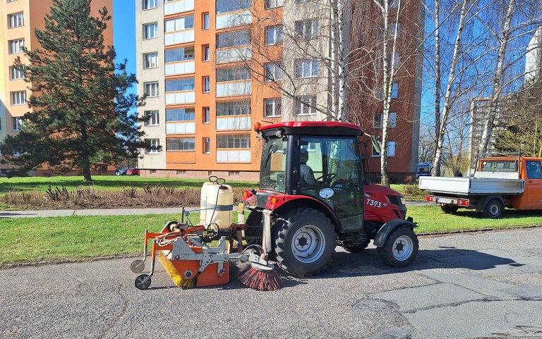 Probíhá rajónové čištění komunikací – sledujte dopravní značení