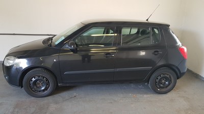 Radnice prodává osobní automobil Škoda Fabia