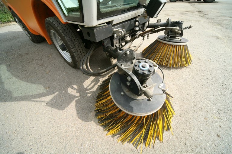 V OSTRAVĚ-JIHU ZAČALO RAJONOVÉ ČIŠTĚNÍ KOMUNIKACÍ 