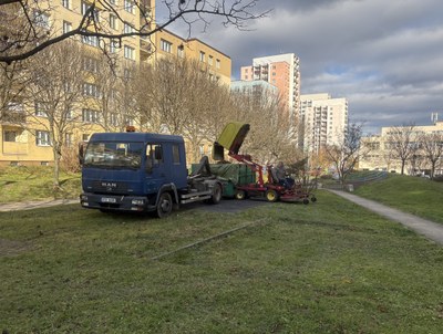 Zimní údržba v Ostravě-Jihu začala již úklidem listí