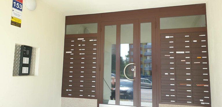 Jih po osmi letech upravil nájemné v obecních bytech 