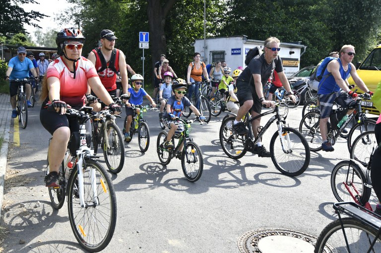 Léto na kole 2018 si užilo téměř tři sta účastníků, kol i koloběžek