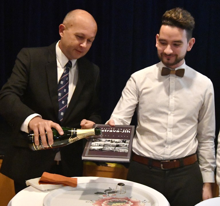 Městský obvod vydal fotografickou knihu o historii Ostravy-Jihu