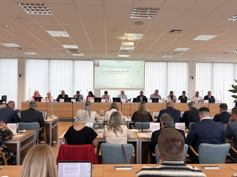 Obvod Ostrava-Jih uzavřel rok 2025 s přebytkem. Investoval do bydlení, škol i služeb pro obyvatele