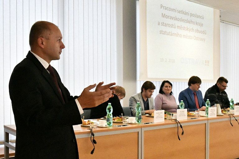 Ostravští starostové řešili s poslanci z našeho kraje problémy samospráv