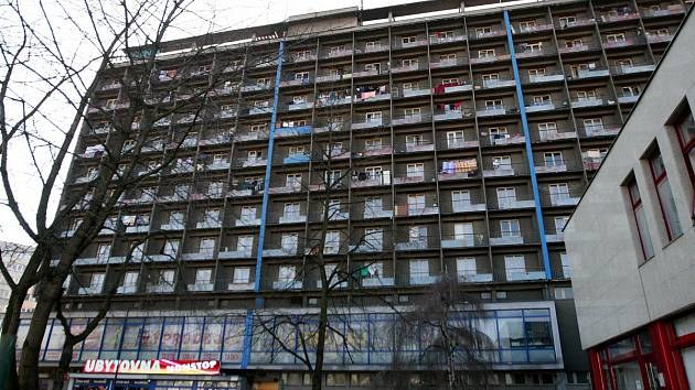 Prvním krokem nově zvolené rady je nabídka na odkup ubytoven na Jihu