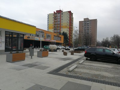 Rekultivace předprostoru Uralu v Ostravě-Zábřehu je hotová