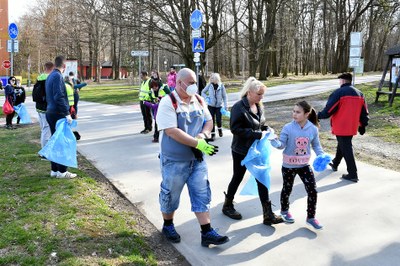 V sobotu se koná akce Ukliďme náš Jih 